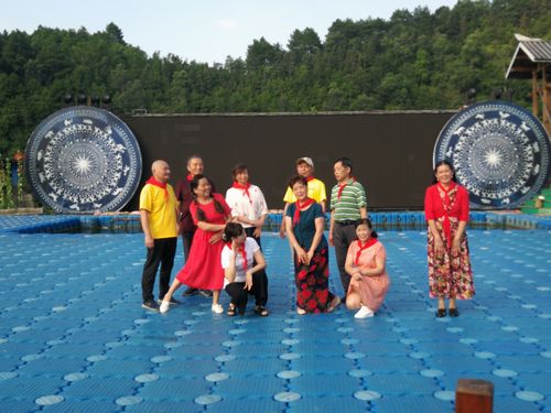 探秘长寿村NPC：隐藏彩蛋和趣味互动